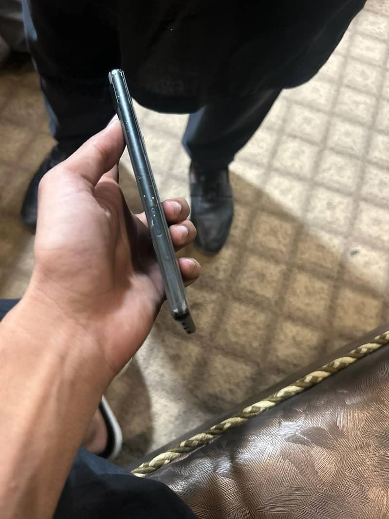 Google Pixel 6a 5