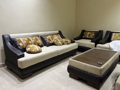 10 seater Good Quality Heavy sofa