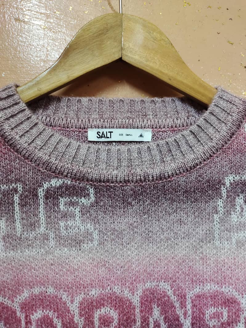 sweater 0