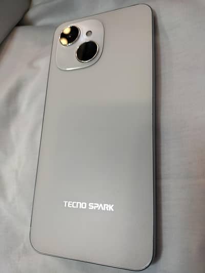 Tecno spark 40 c 4/128