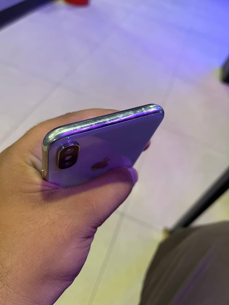 Apple iPhone X 0