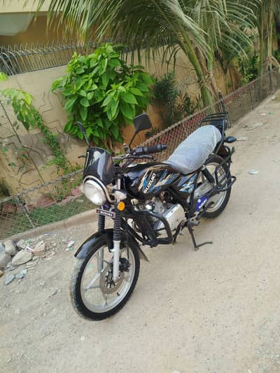 Suzuki GS SE 2022#0/3/1/7/0/0/2/4/6/2/9