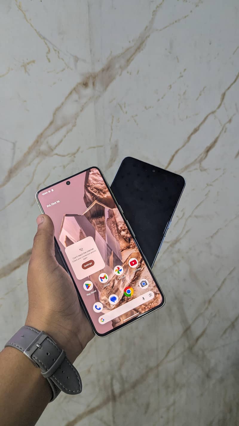 Google Pixel 8 Pro 2