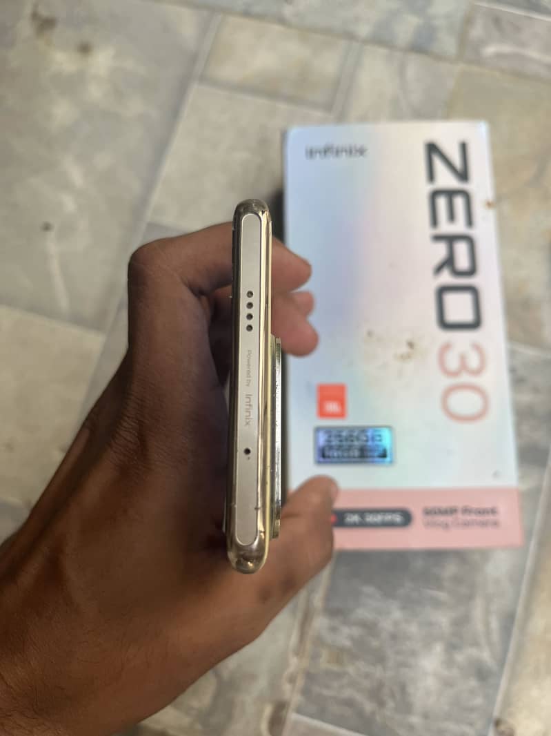 Infinix Zero 30 0