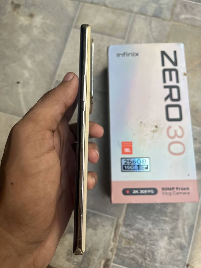Infinix Zero 30 6