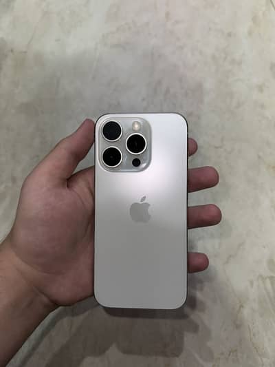 Apple iPhone 15 Pro