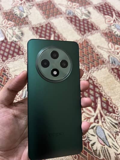 OPPO Reno12 F