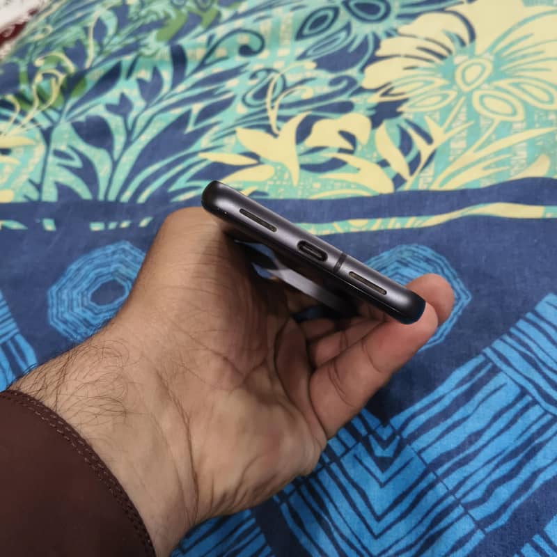 Google Pixel 8 1