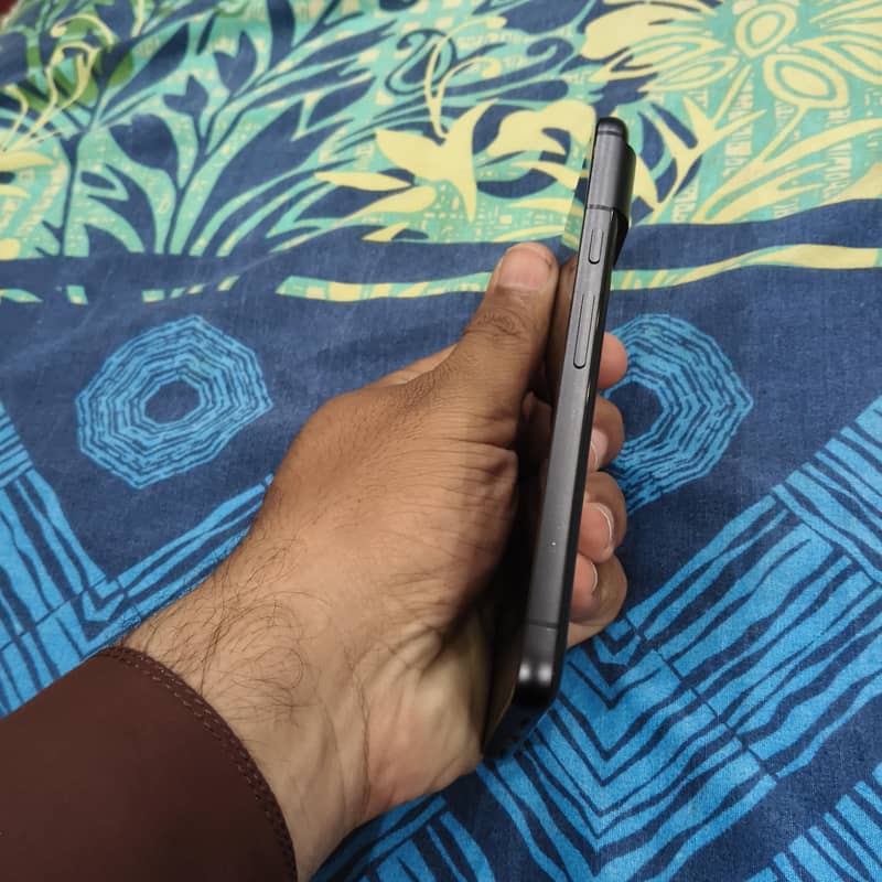 Google Pixel 8 3