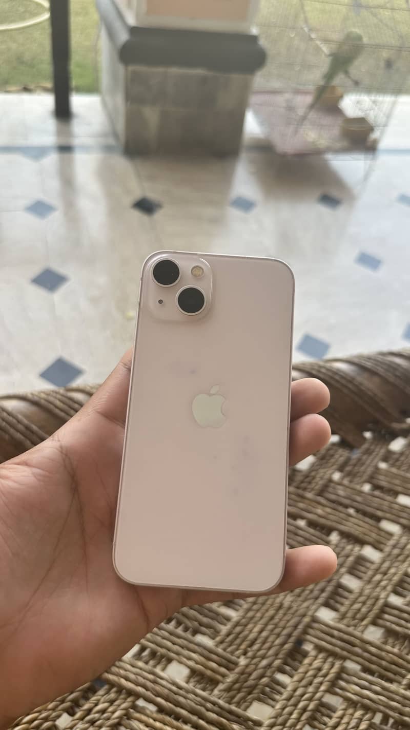 Apple iPhone 13 1