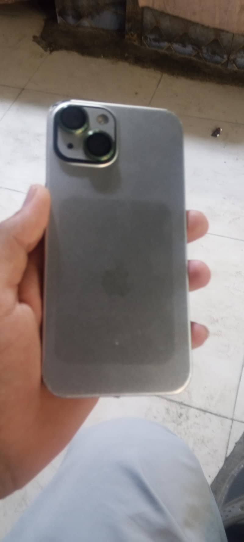 Apple iPhone 15 5