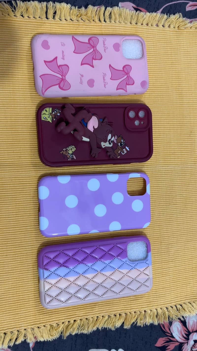 iPhone 11 covers 0