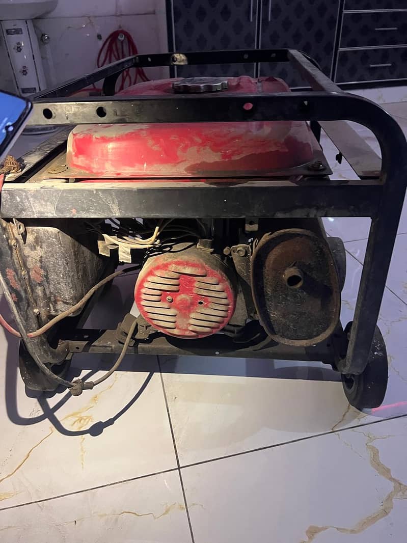Dynamac Generator 220 V 3