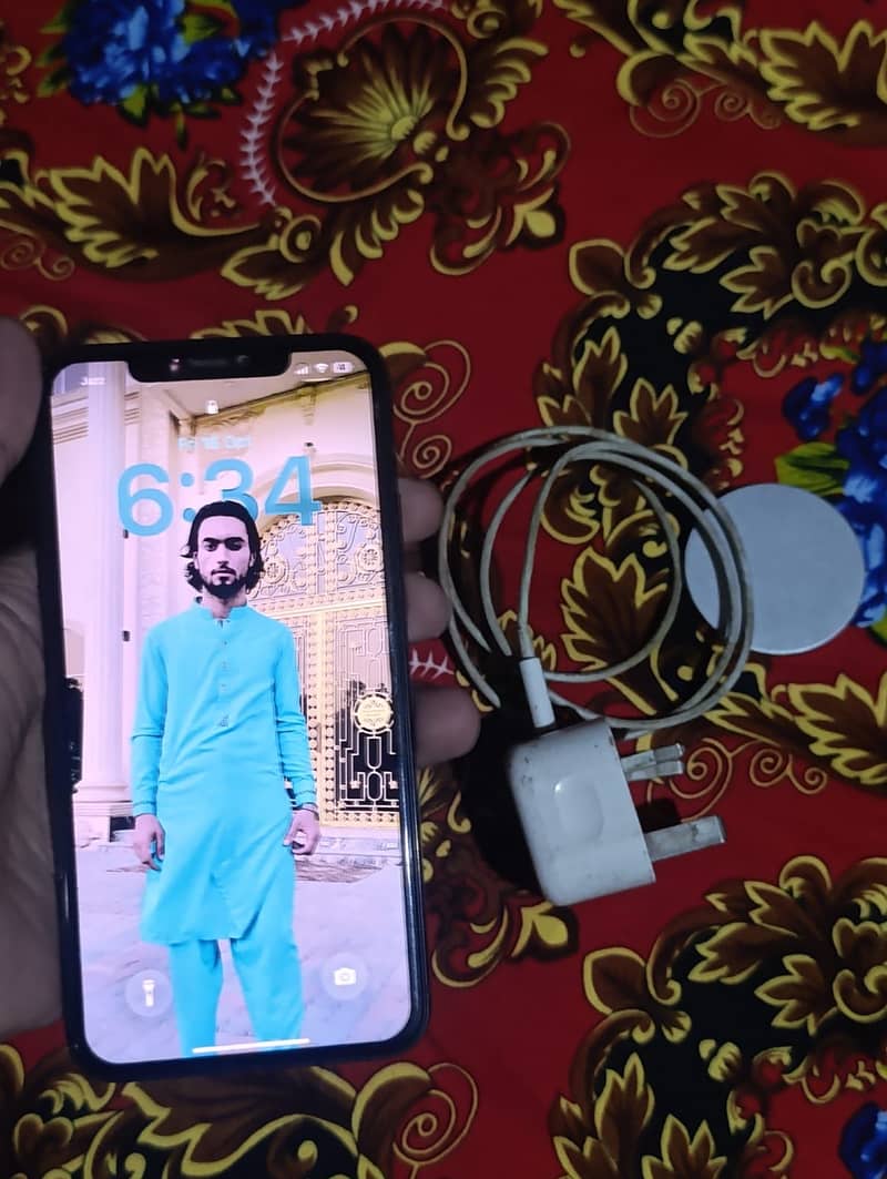 Apple iPhone 11 Pro Max 1