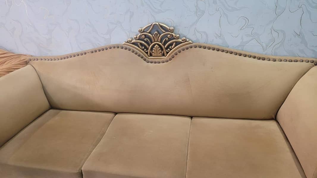sofa set with cushions 0