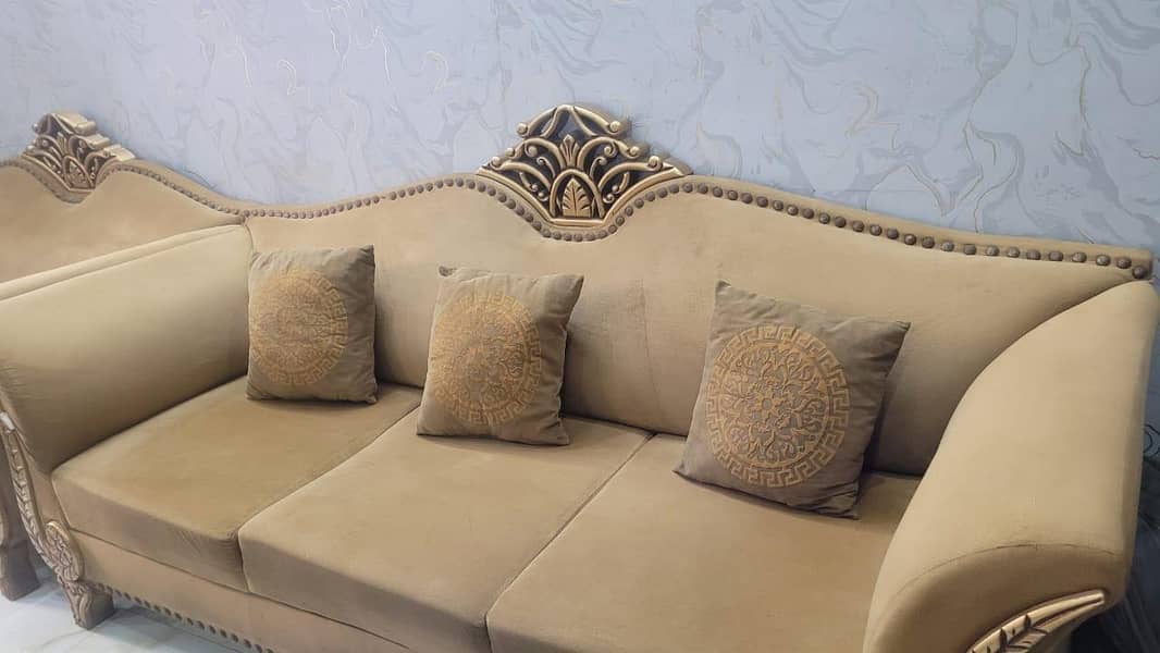 sofa set with cushions 1