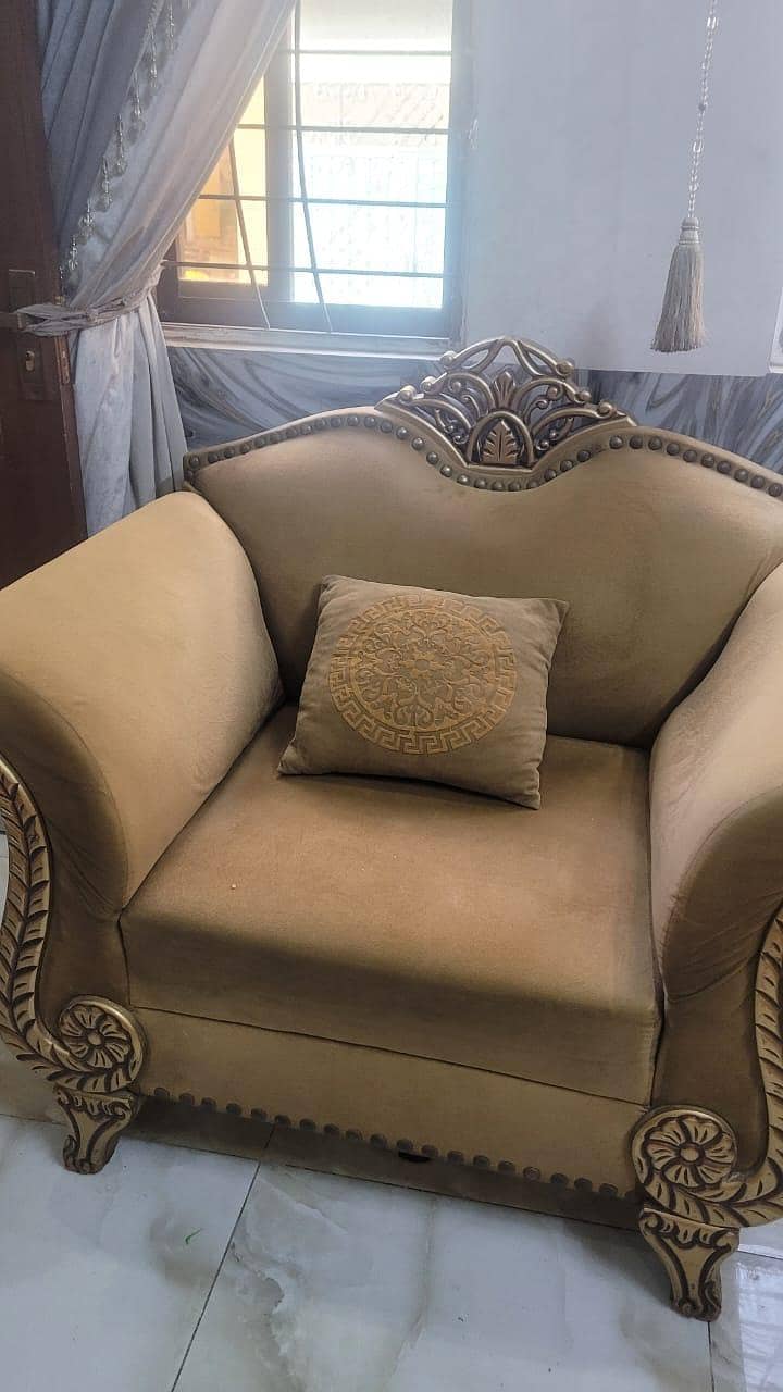 sofa set with cushions 3