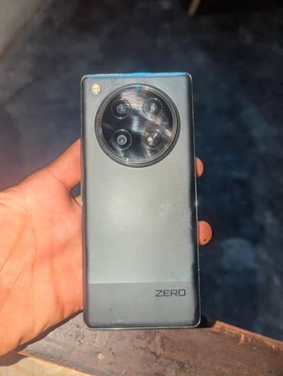 Infinix Zero 40