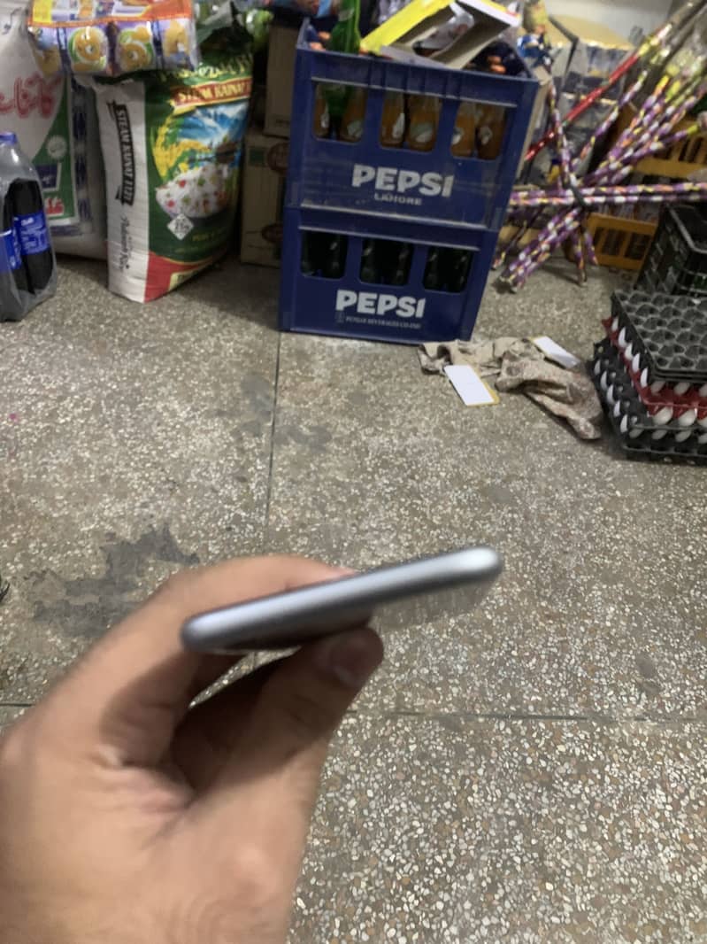Apple iPhone 6 2