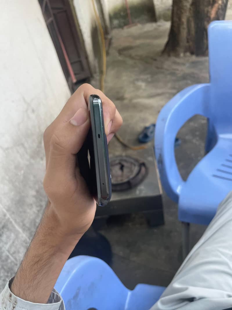 One Plus 10T 3