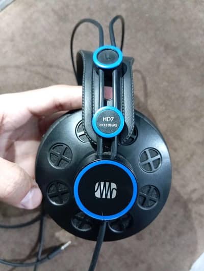 PreSonus HD-7 SEMI-OPEN BACK STUDIO GRADE PROFESSIONAL WIRED Headphone