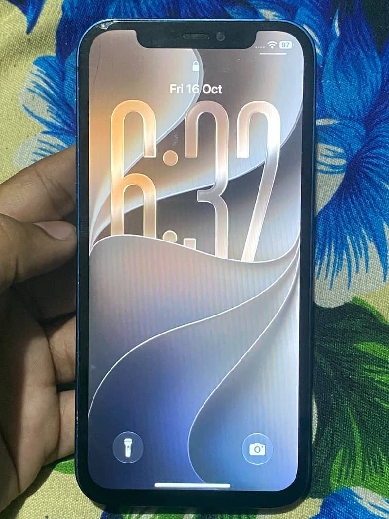 Apple iPhone 12 3