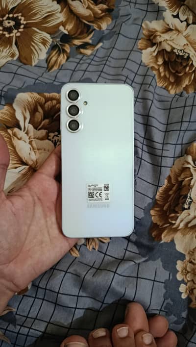 Samsung Mobile A25 ,,8/256. . . . 10/10. . . only mobile