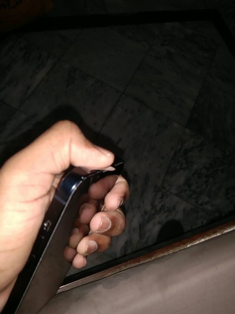 Apple iPhone 13 4