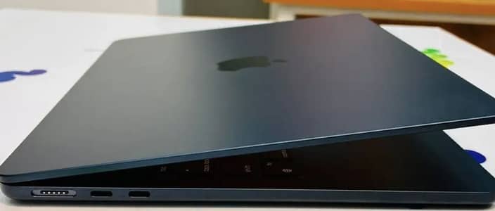 APPLE  MACKBOOK M2