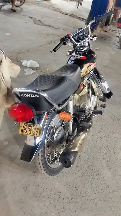 Honda cc125