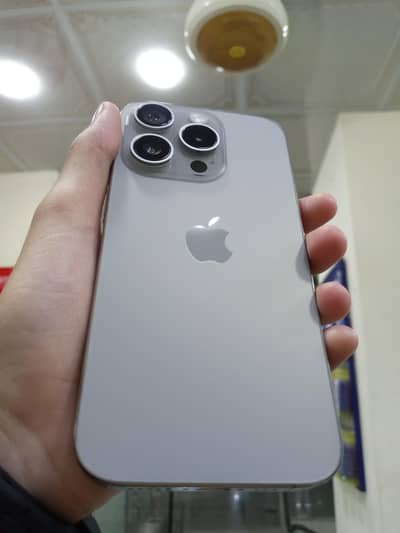 Apple iPhone 15 PRO