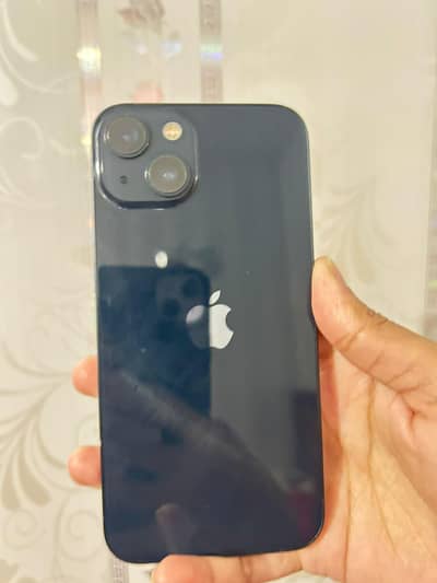 Apple iPhone 13