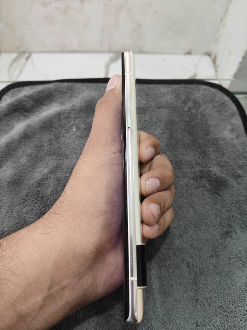 Google pixel 6 pro 1