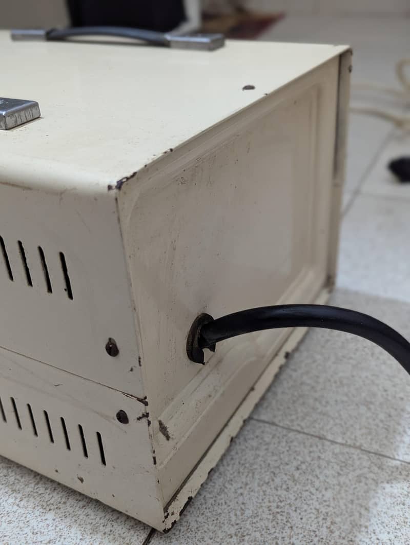 Stablizer A-50 5000W Copper 4