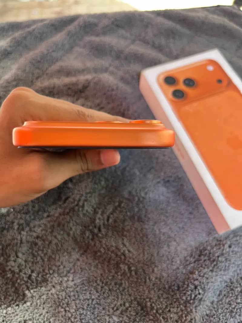 Apple iPhone 17 Pro 4