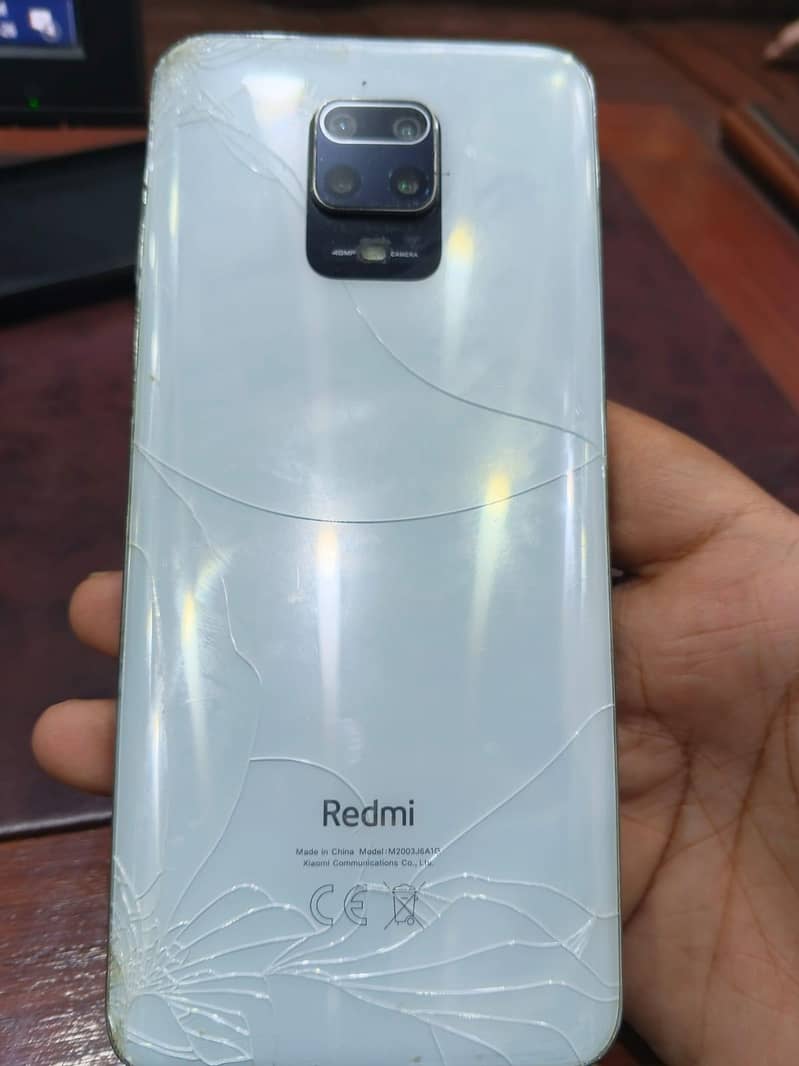 Xiaomi Redmi Note 9S 0