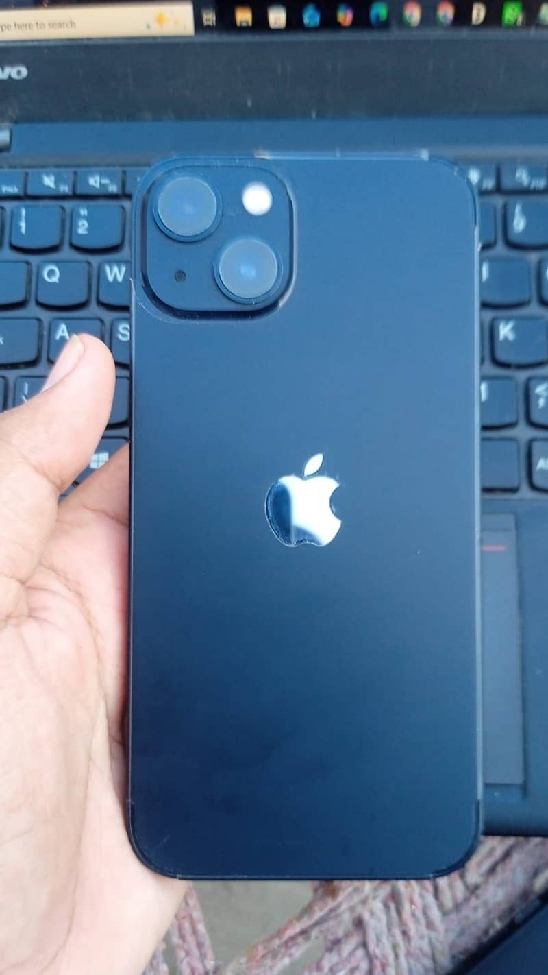 Apple iPhone 13 1