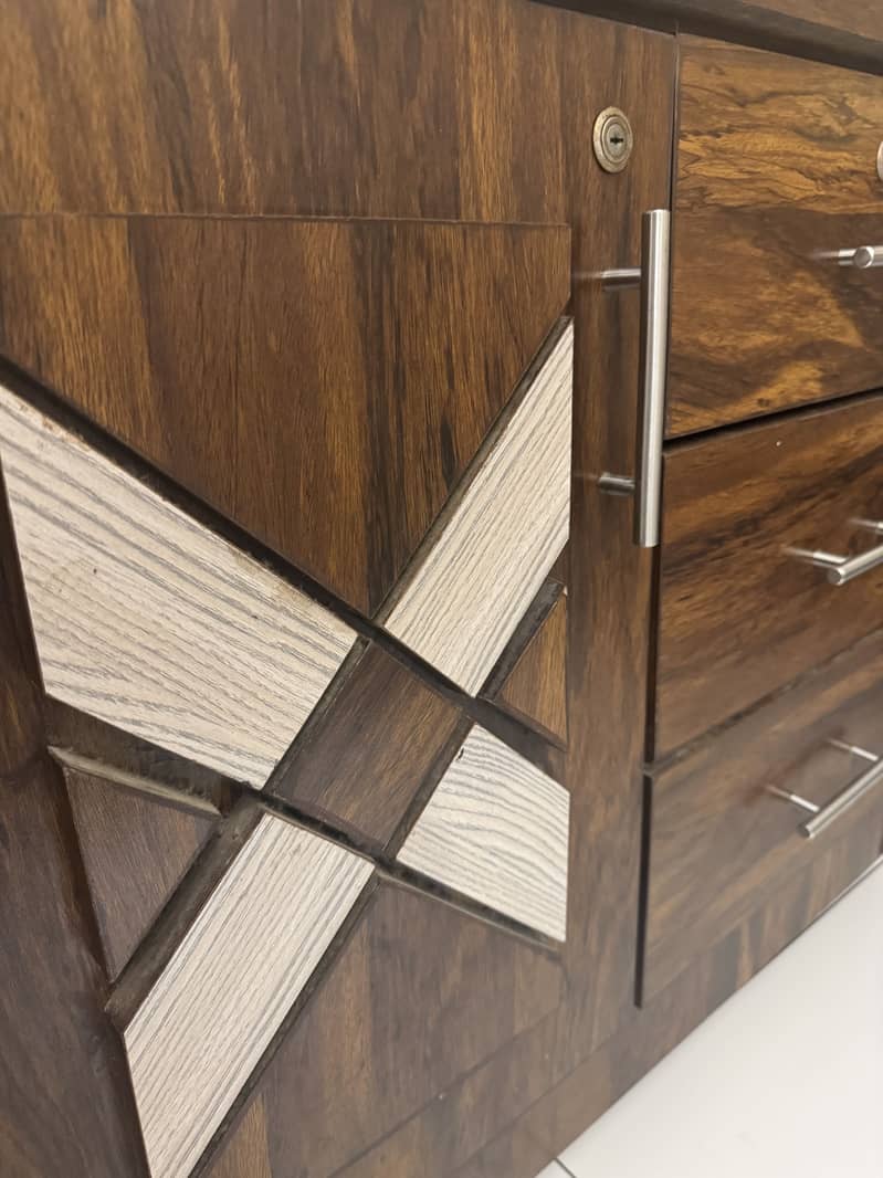 Dressing table7000 2