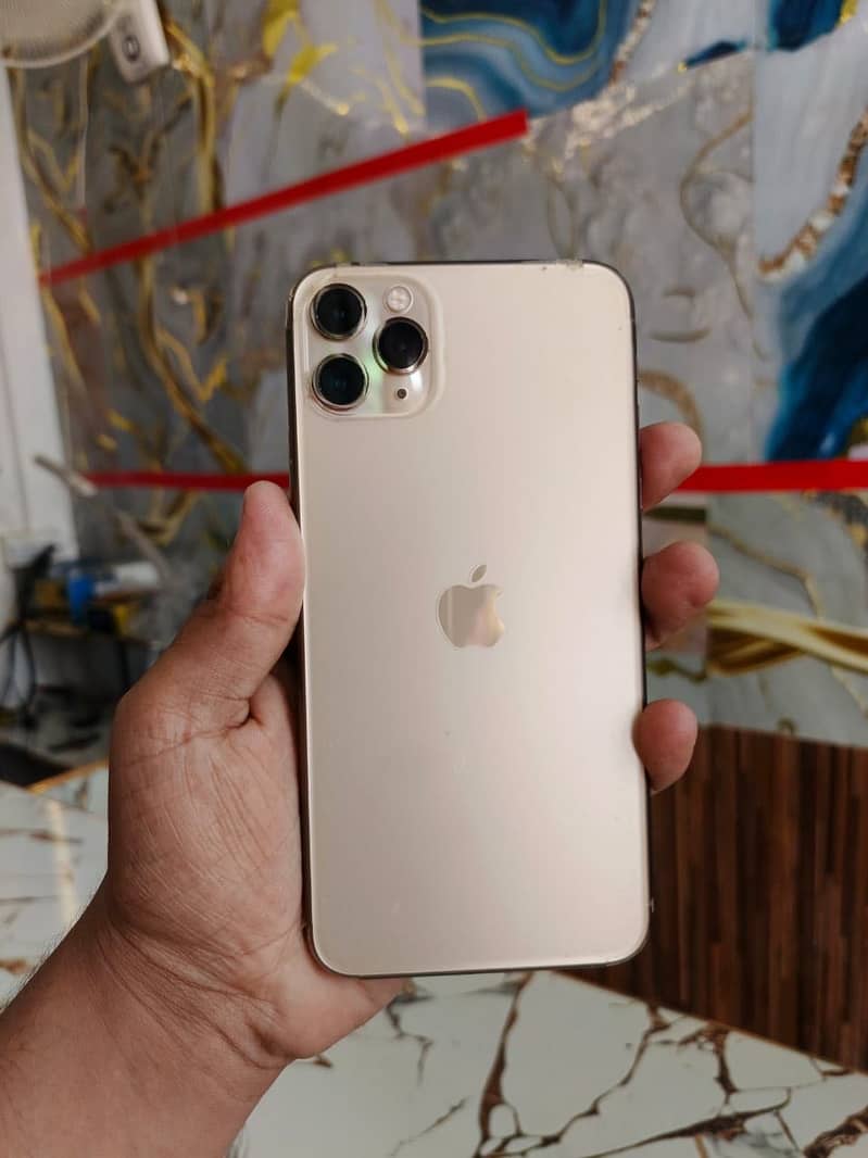 Apple iPhone 11 Pro Max 1