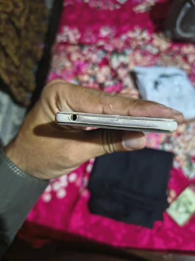 OPPO A37