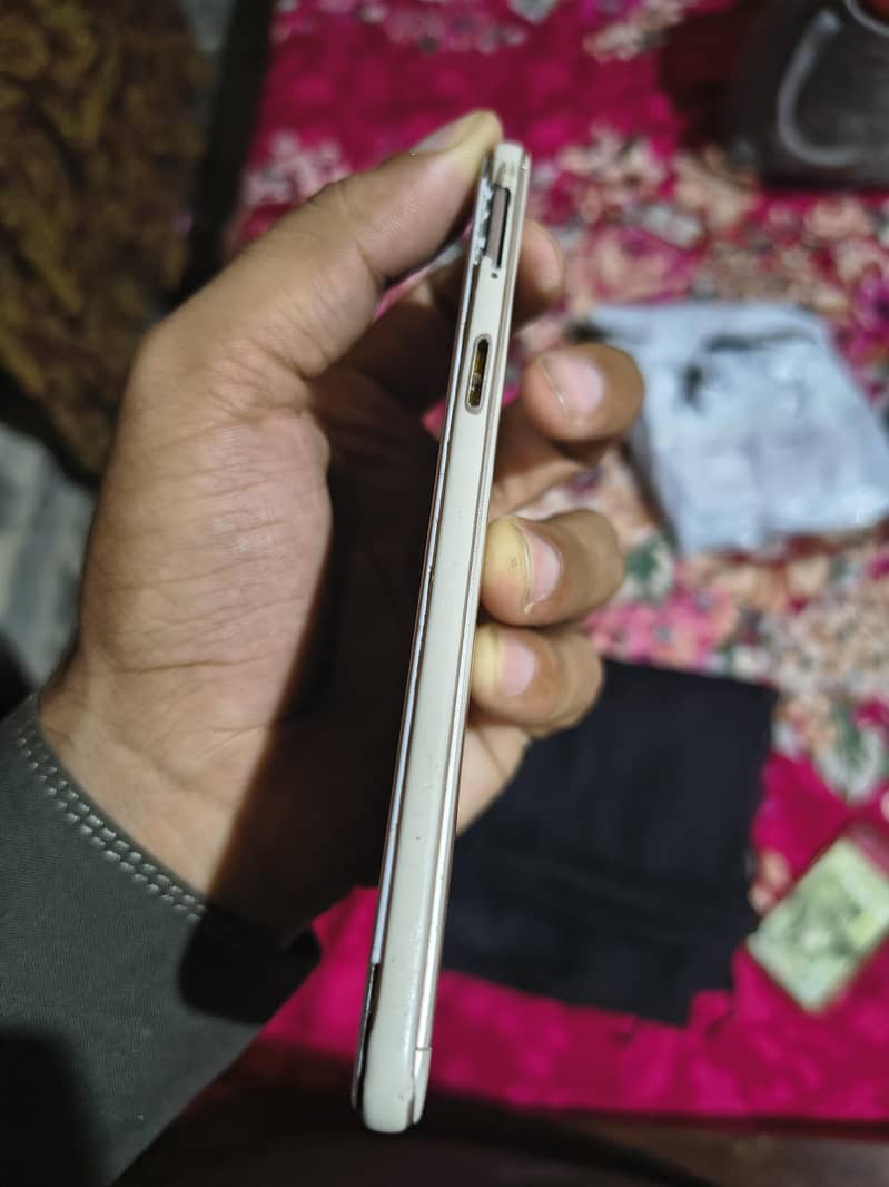 OPPO A37 2