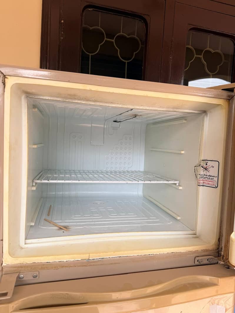 dawlance refrigerator 1