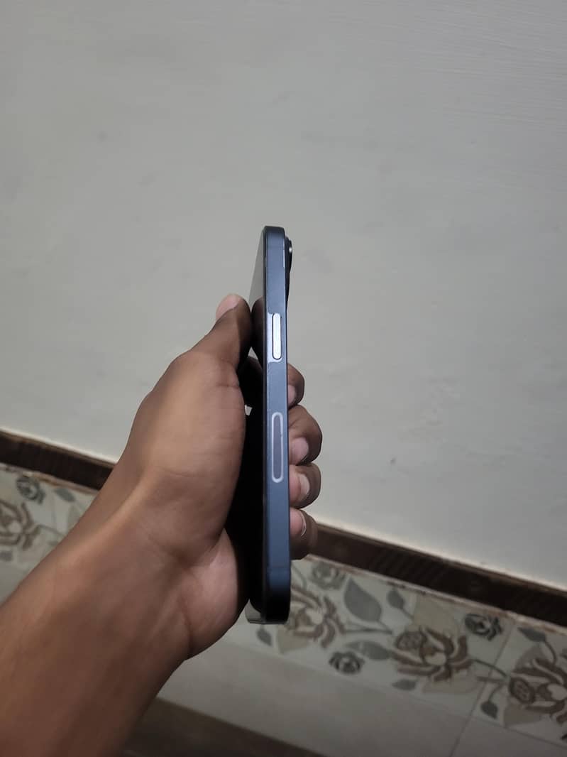 Apple iPhone 14 2