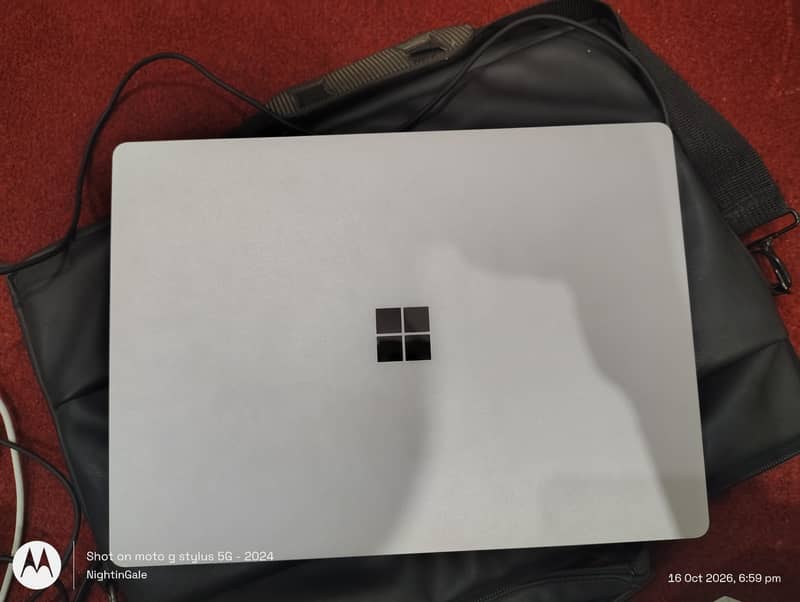 Microsoft Surface 4 2