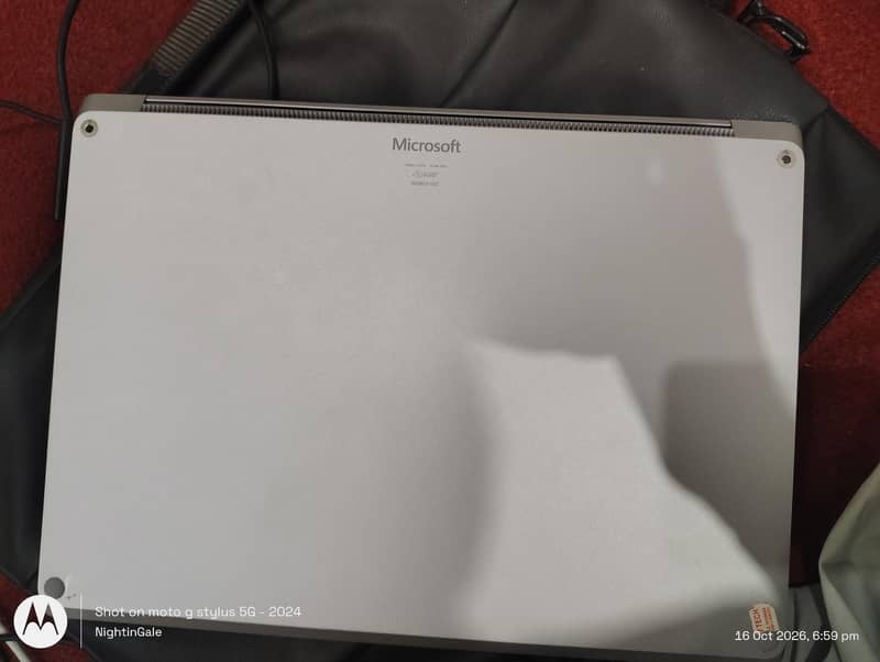 Microsoft Surface 4 3