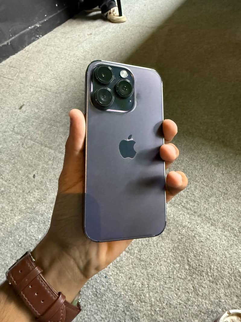 Apple iPhone 14 Pro 3