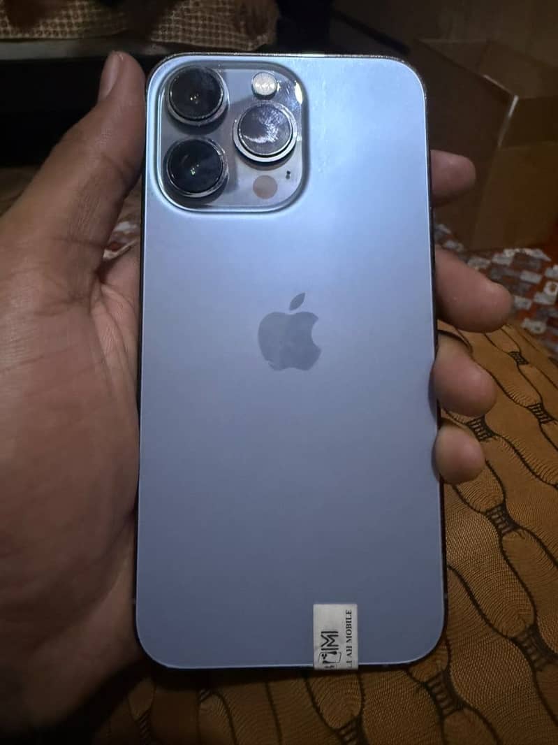 Apple iPhone 13 Pro 2