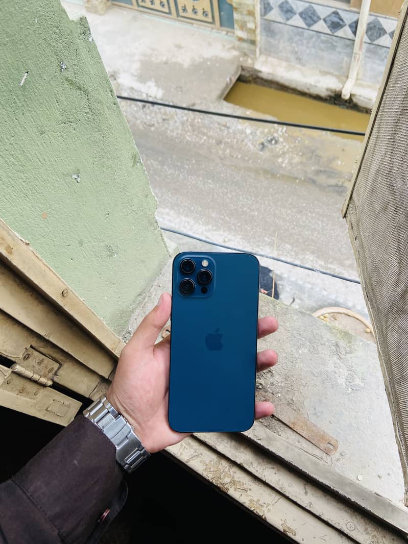 Apple iPhone 12 Pro Max 6