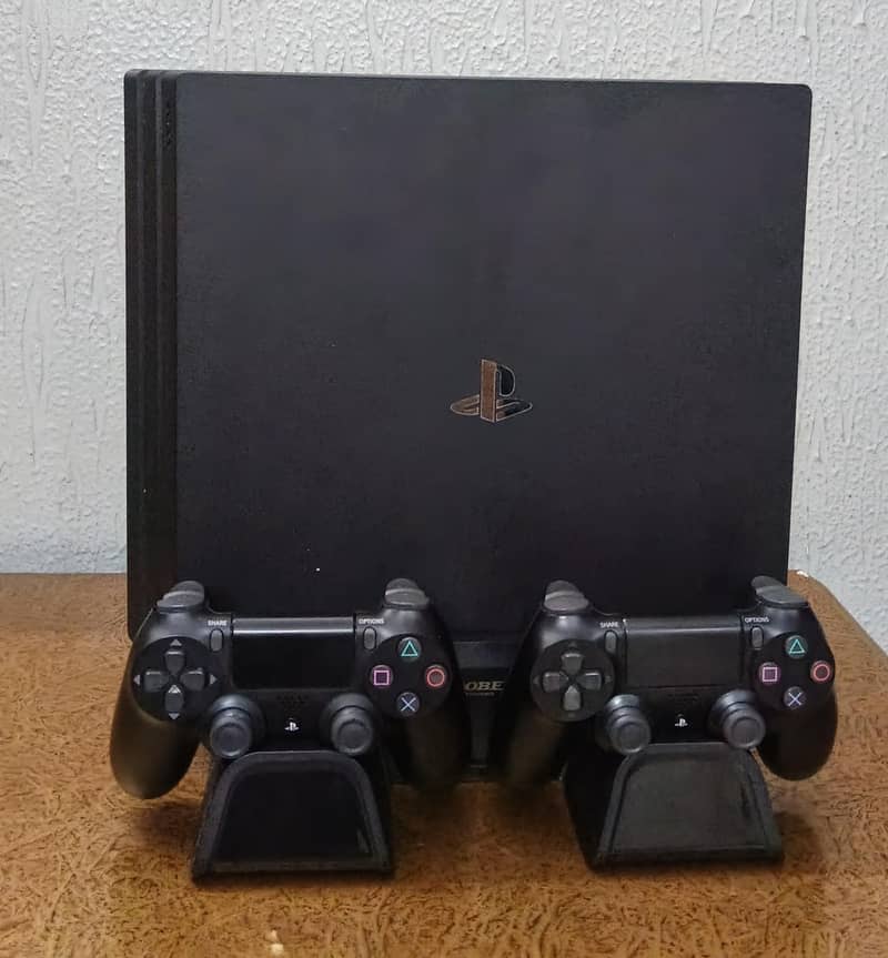 PlayStation 4 Pro (1tb) Complete Bundle 2