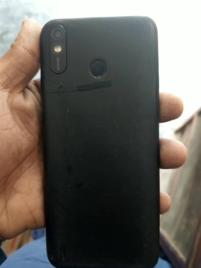 Tecno Spark 6 1